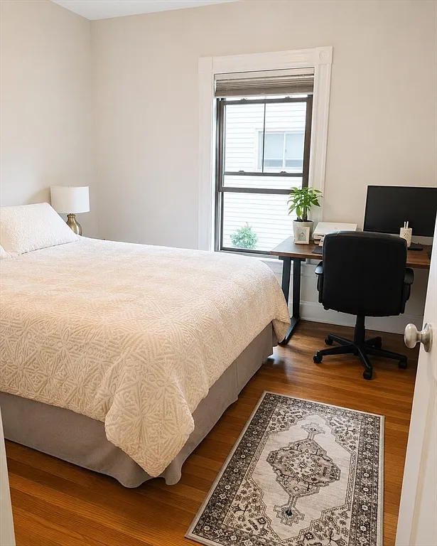 2 bed, 1.0 bath, 1130 sqft, $4,800 — Photo 4