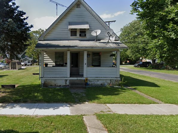 1059 Albert St