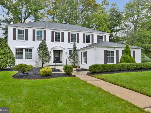 509 Tearose Ln, Cherry Hill, NJ 08003