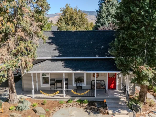 63 Nutley St, Ashland, OR 97520