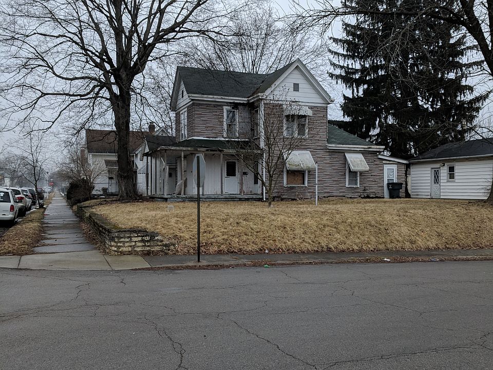 2nd image of 1121 Ridge St