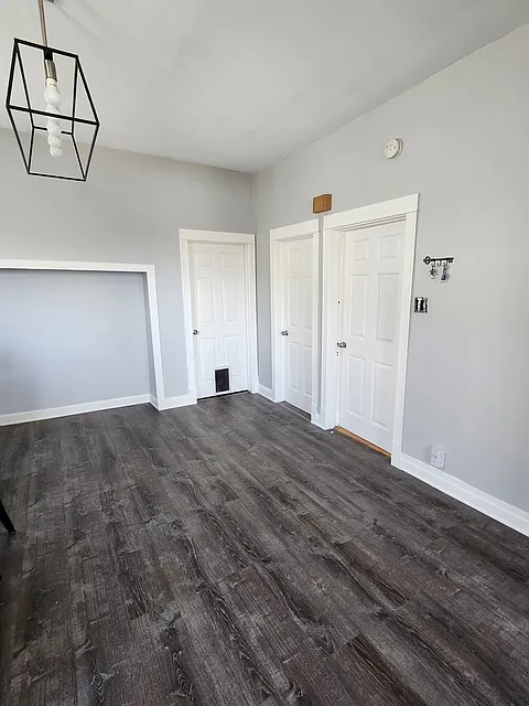 3 bed, $1,900 — Photo 3