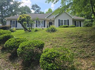 10 Thaxted Ln, Middlesboro, KY 40965
