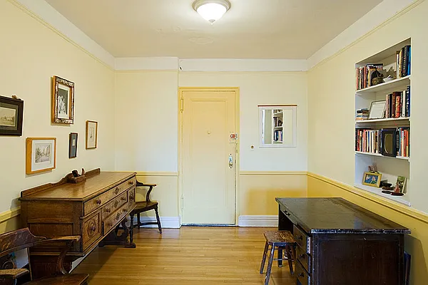 Sold by Brooklyn Real Inc | media 12