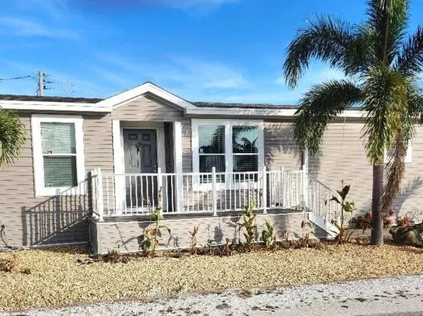 6505 Arizona St, Bradenton, FL 34207