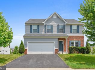 25282 Connor Ct, Aldie, VA