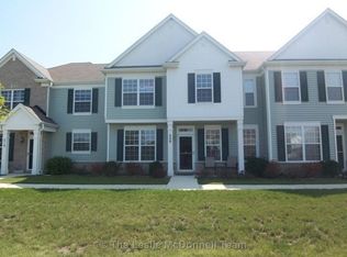 520 Cannonball Dr, Grayslake, IL 60030