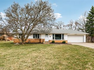 6325 Ranchview Dr, Independence, OH 44131