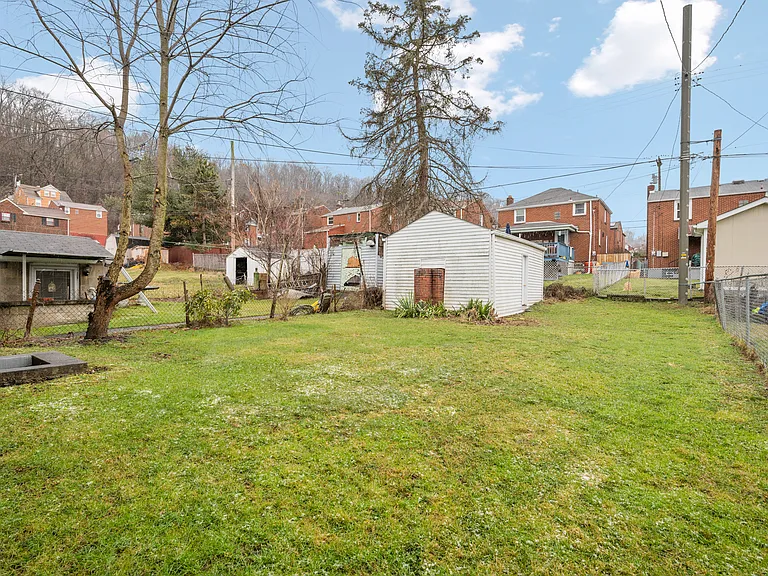27 Rudolph St — Photo 8