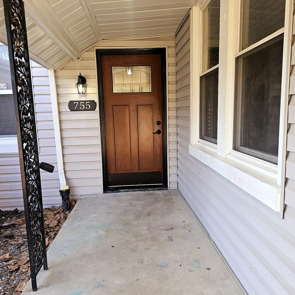 755 Ruprecht Ave photo 1