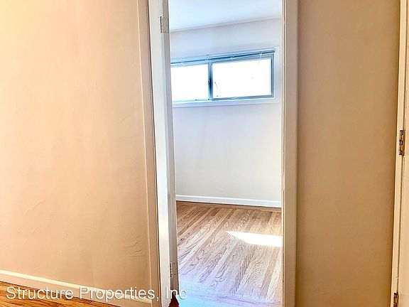 5th image of 1610 Vallejo St APT 3