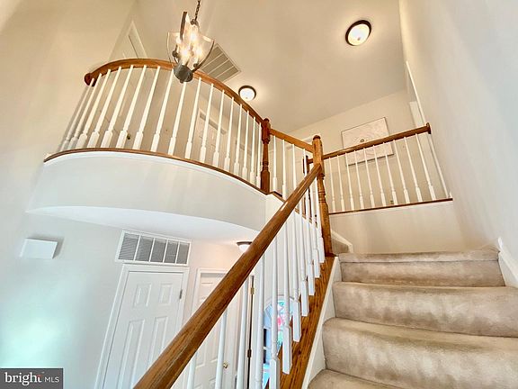 5th image of 13944 S Springs Dr