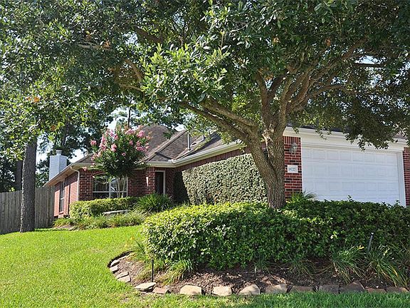 2nd image of 18727 Walden Glen Cir