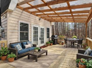 8591 Bartlett Rd, Charlotte, NC 28227