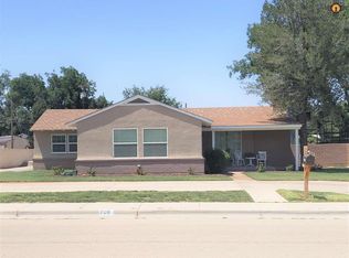 708 W Bullock Ave, Artesia, NM 88210