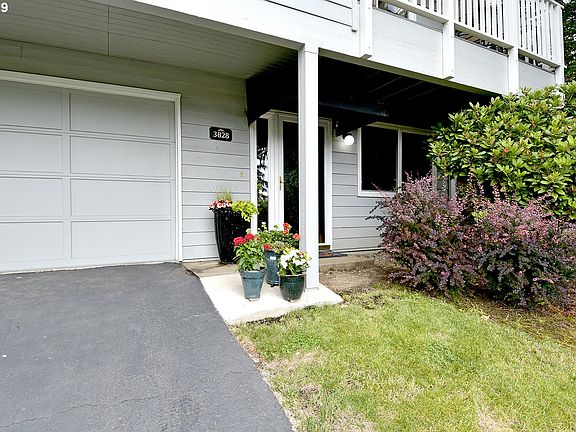 2nd image of 3828 Botticelli St