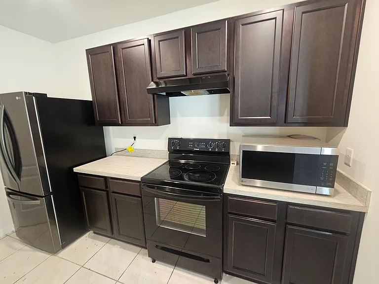 948 Summer Glen Dr — Photo 27