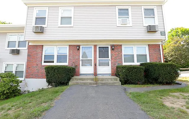 2BR Townhouses