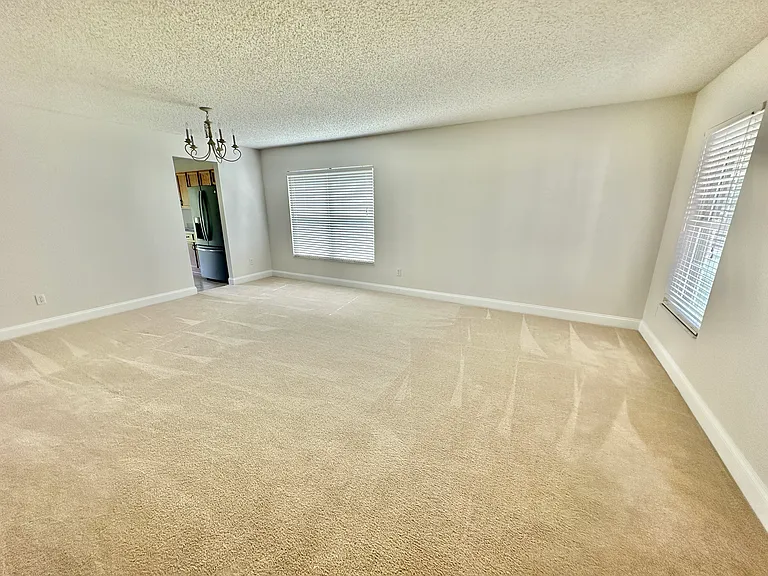 107 Keystone Crest Ct — Photo 9