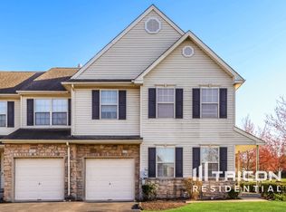 1908 Royal Ct, Royersford, PA 19468
