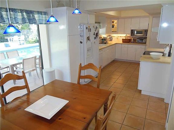 5th image of 7305 SW 140th Ter