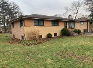 8231 School St, La Grange, IL 60525