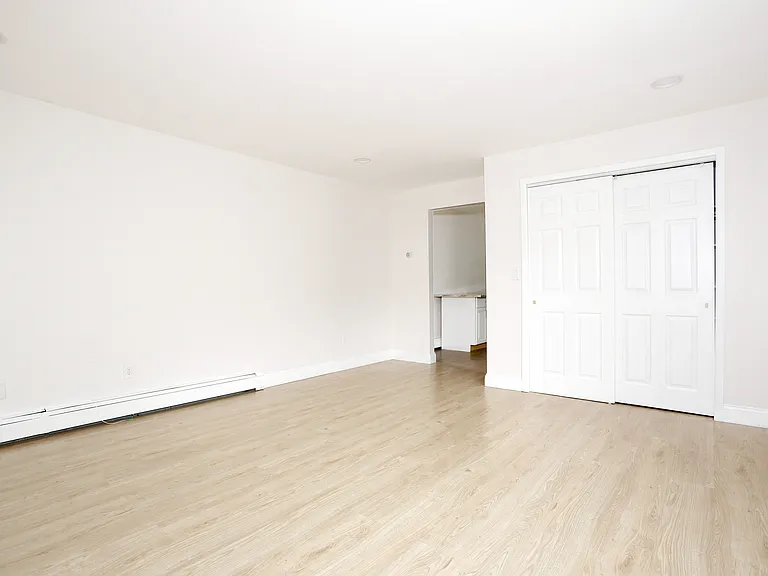 40 Avenue C #1 — Photo 4