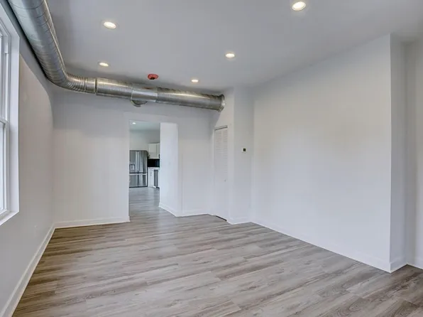 1235 Scott St, Covington, KY 41011