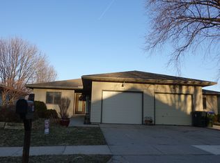 144 Friendship St, Iowa City, IA 52245