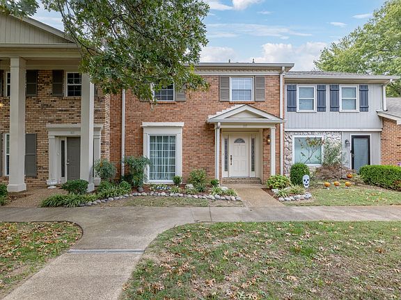 2nd image of 305 Plantation Ct