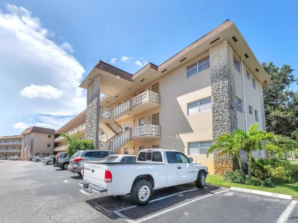 5061 W Oakland Park Boulevard #F103, Lauderdale Lakes, FL 33313