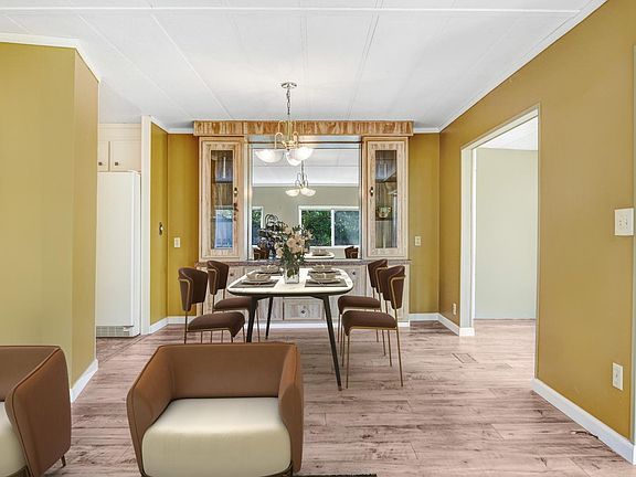 5th image of 55 Portola Circle