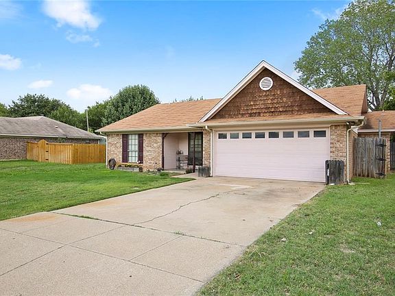 3rd image of 436 Parkridge Blvd
