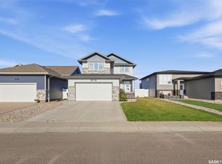 812 1st Avenue N, Warman, SK S0K 4S5