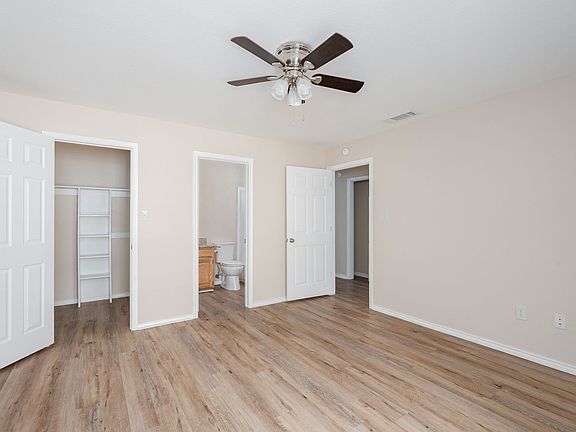 2nd image of 1807 Park Pl