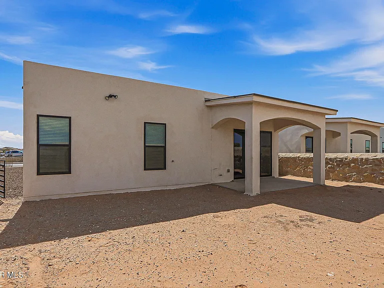 3740 Model Ln — Photo 28