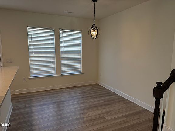 3rd image of 1403 Sunset Peak Way