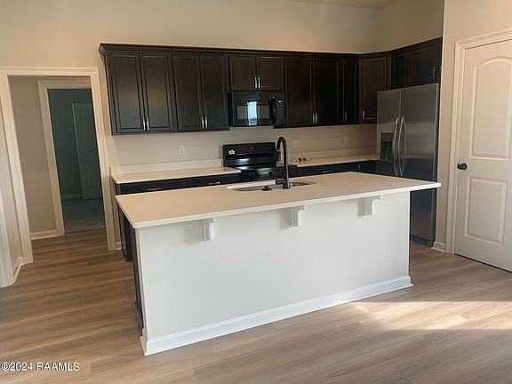 2nd image of 3314 Autumn Park Dr