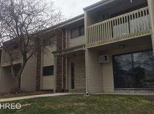629 Westridge Dr APT 5, West Bend, WI 53095
