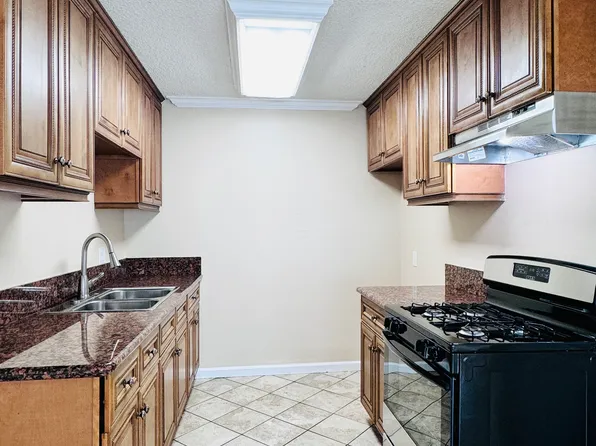 Tustin Garden Apartments, 160 Nisson Rd #1B-1Ba, Tustin, CA 92780