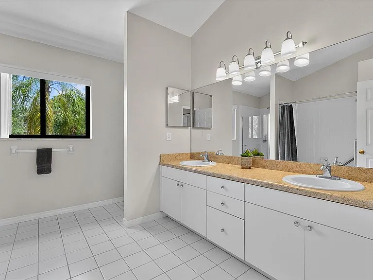 6111 SE Georgetown Pl — Photo 22