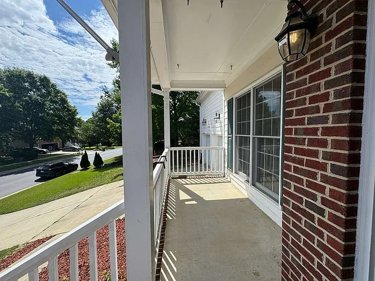 803 Haddon Hall Dr — Photo 2