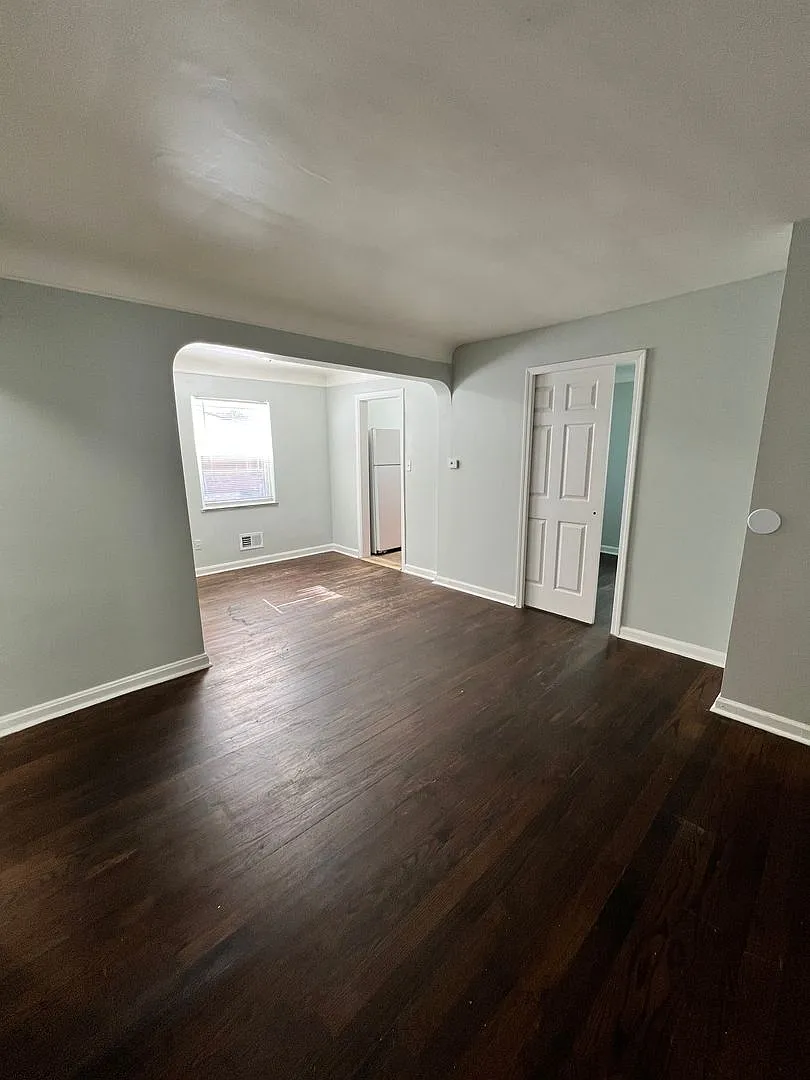 1640 Anita Place — Photo 4