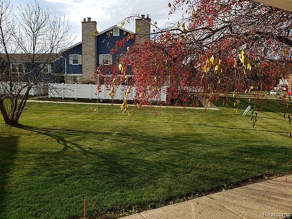 5th image of 20925 W Glen Haven Cir