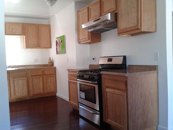 2nd image of 3316 Edloft Ave