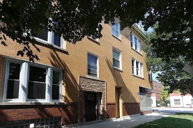 1st image of 2506 W Argyle St Unit 5
