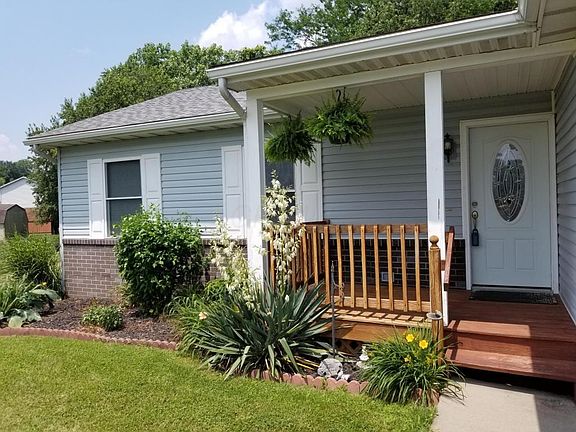 2nd image of 1034 Jones Ave