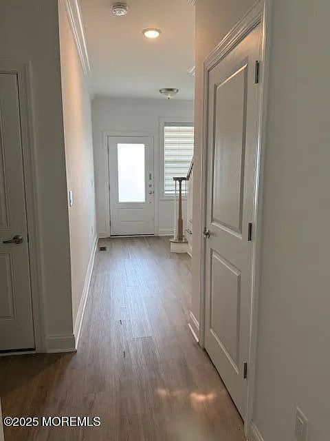 221 Brighton Ave — Photo 4