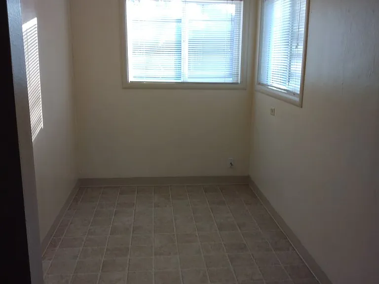 1359 Pearl St — Photo 7