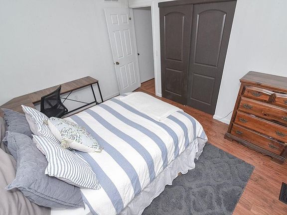 5th image of 6099 Cedar Hill Ln